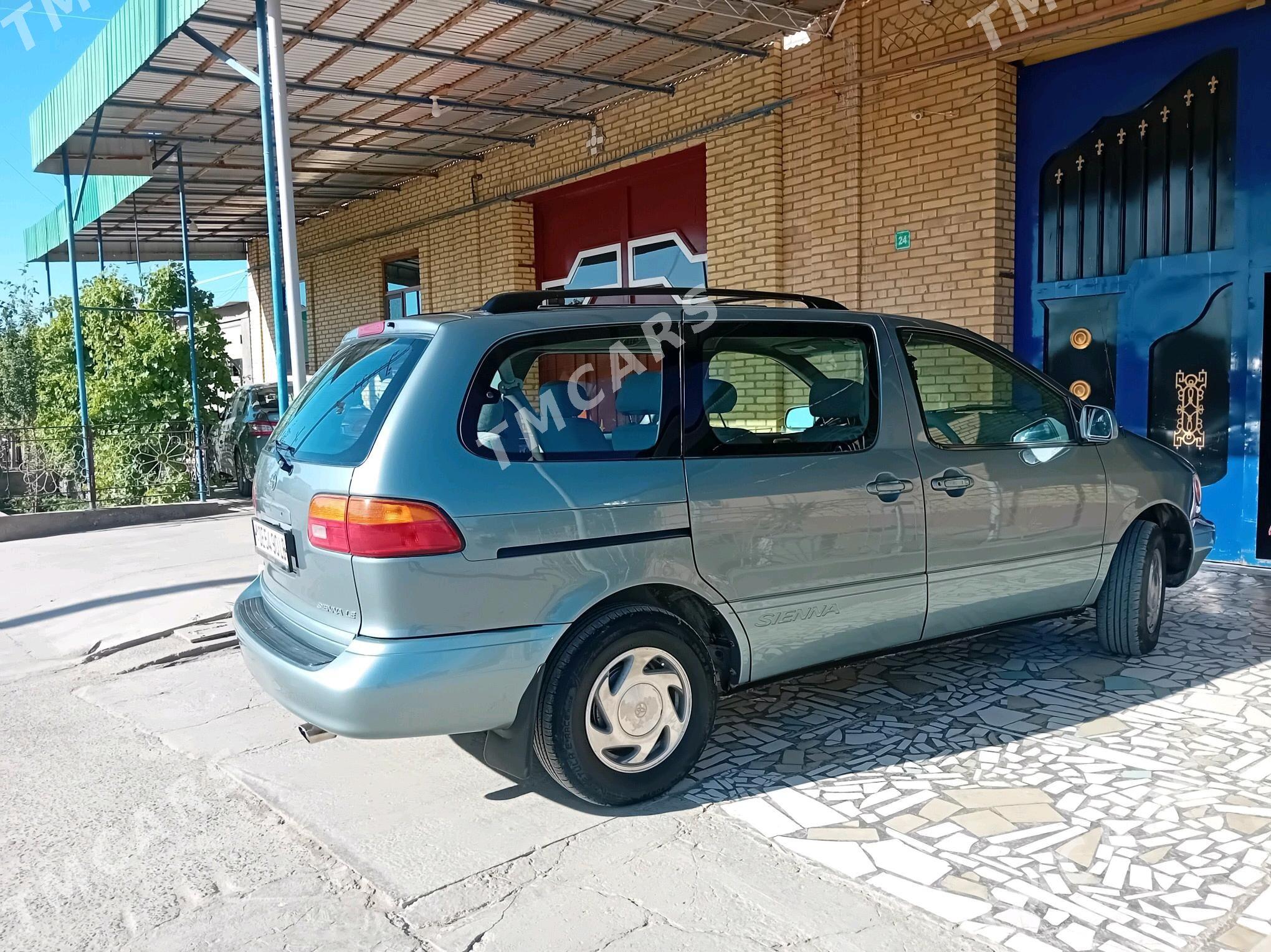 Toyota Sienna 2000 - 165 000 TMT - Туркменабат - img 9