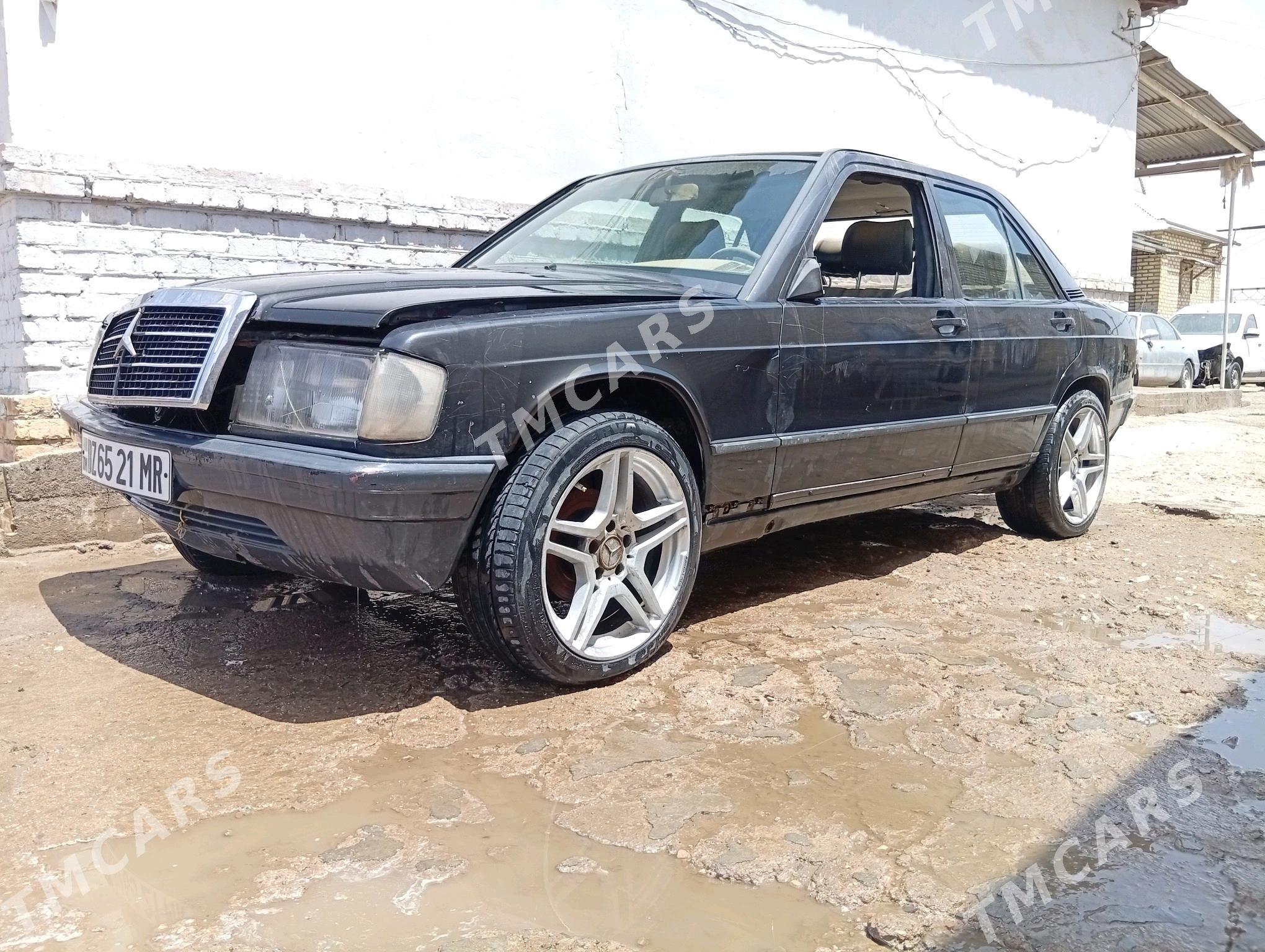 Mercedes-Benz 190E 1988 - 11 000 TMT - Мары - img 3