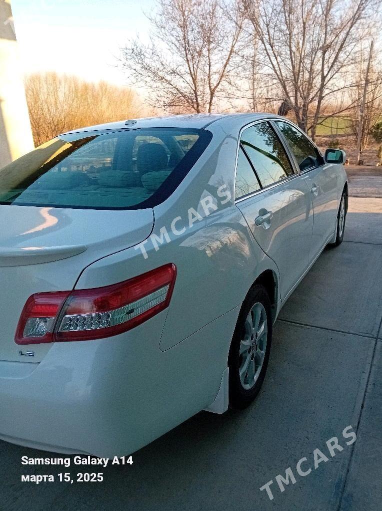 Toyota Camry 2010 - 190 000 TMT - Кёнеургенч - img 3
