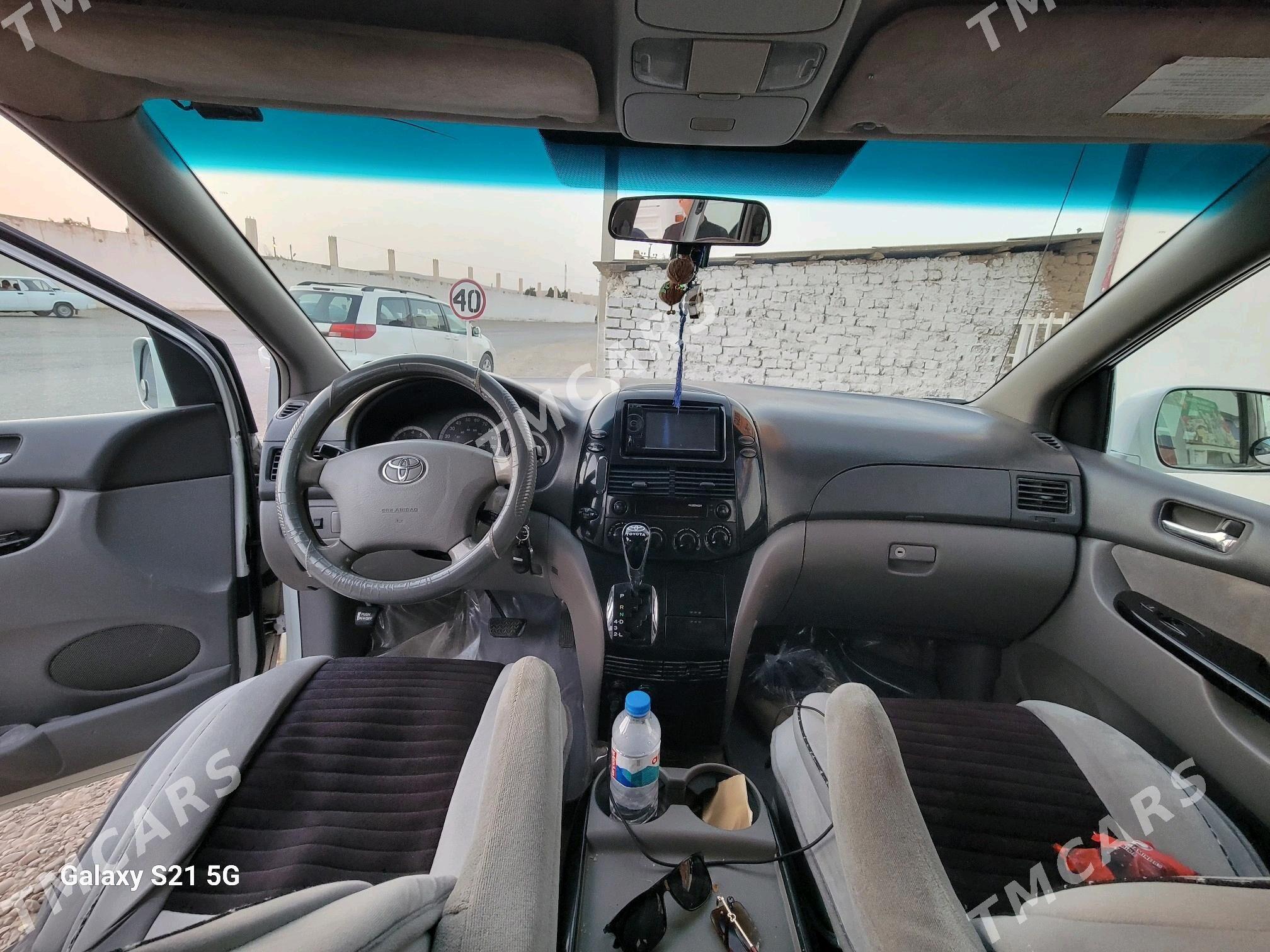 Toyota Sienna 2005 - 220 000 TMT - Tagtabazar - img 2