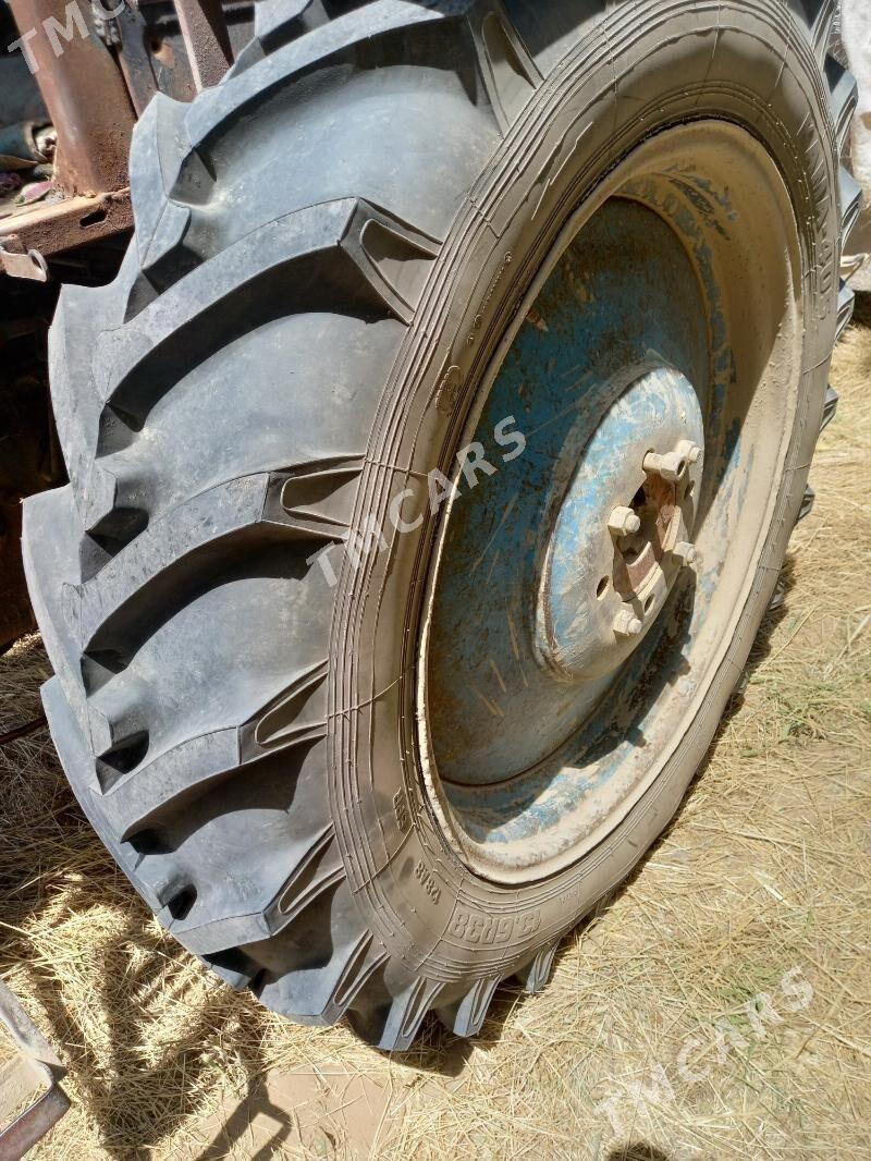 MTZ T-28 1990 - 38 000 TMT - Wekilbazar - img 2