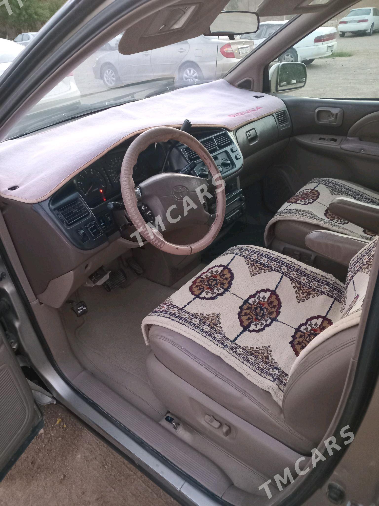 Toyota Sienna 2000 - 145 000 TMT - Tejen - img 5