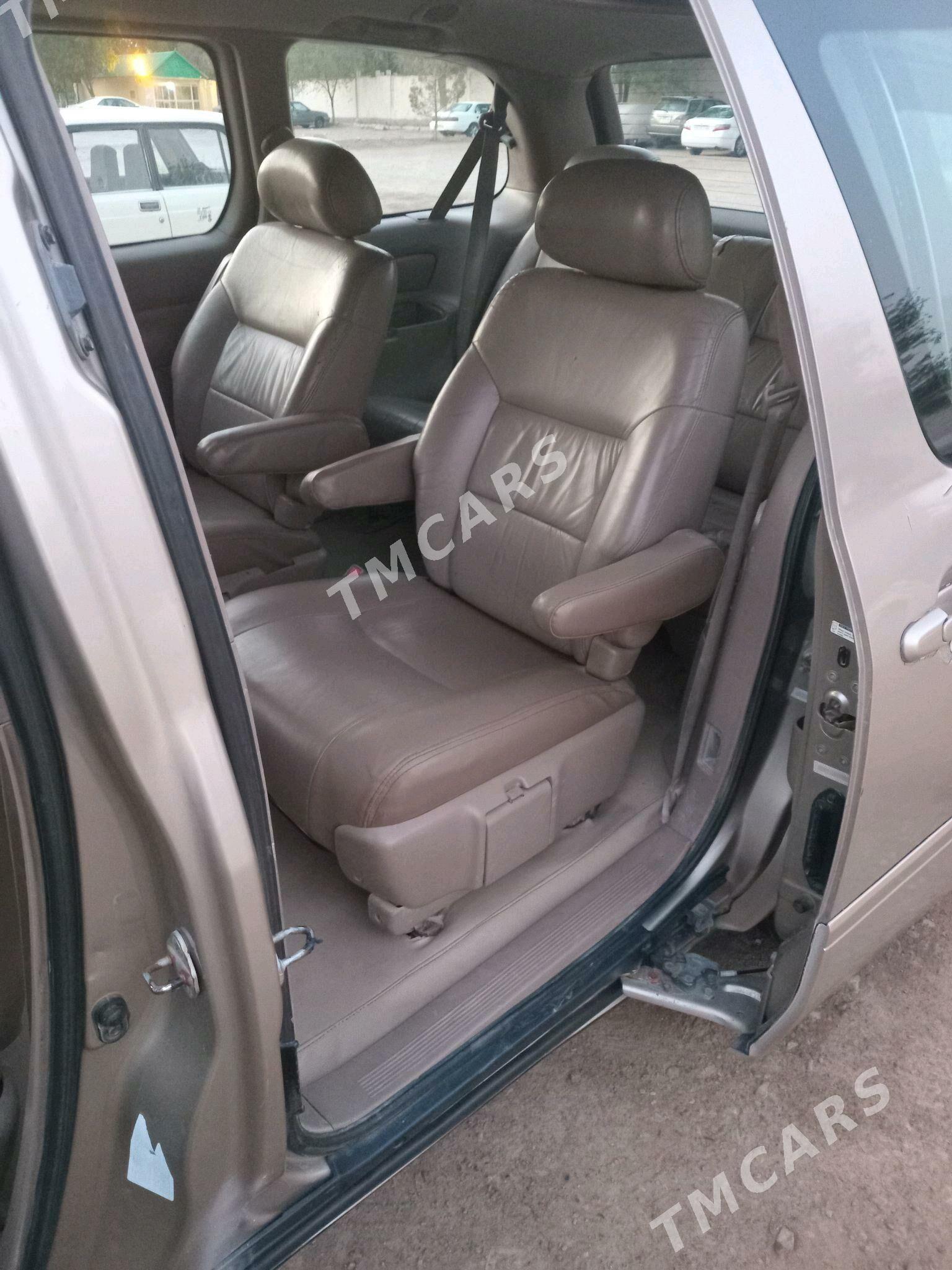 Toyota Sienna 2000 - 145 000 TMT - Tejen - img 6
