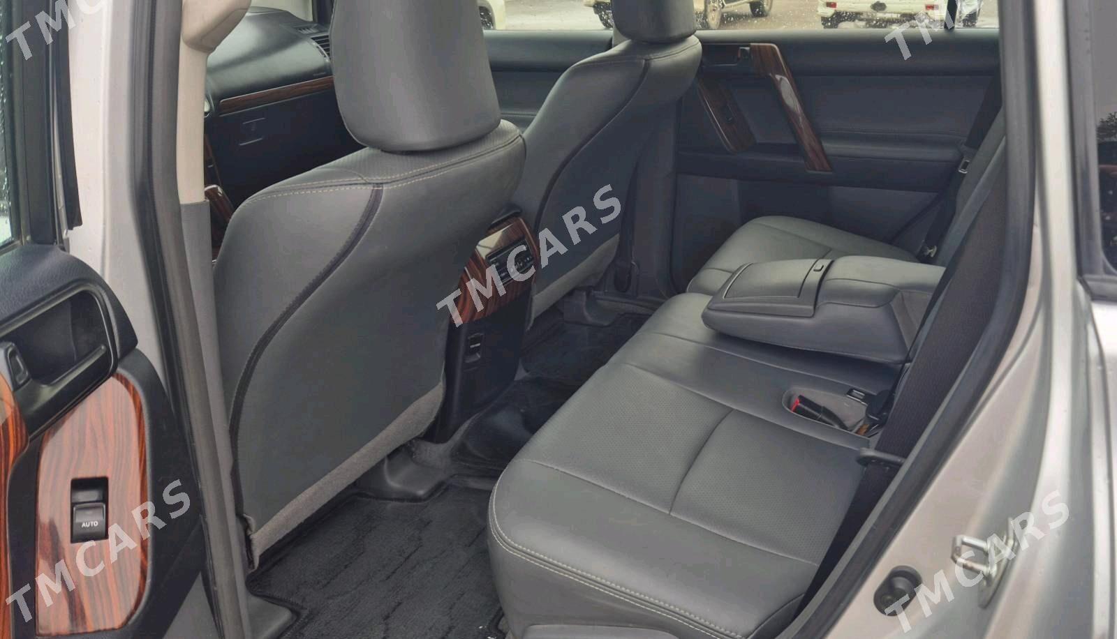 Toyota Land Cruiser Prado 2010 - 463 000 TMT - Türkmenabat - img 4