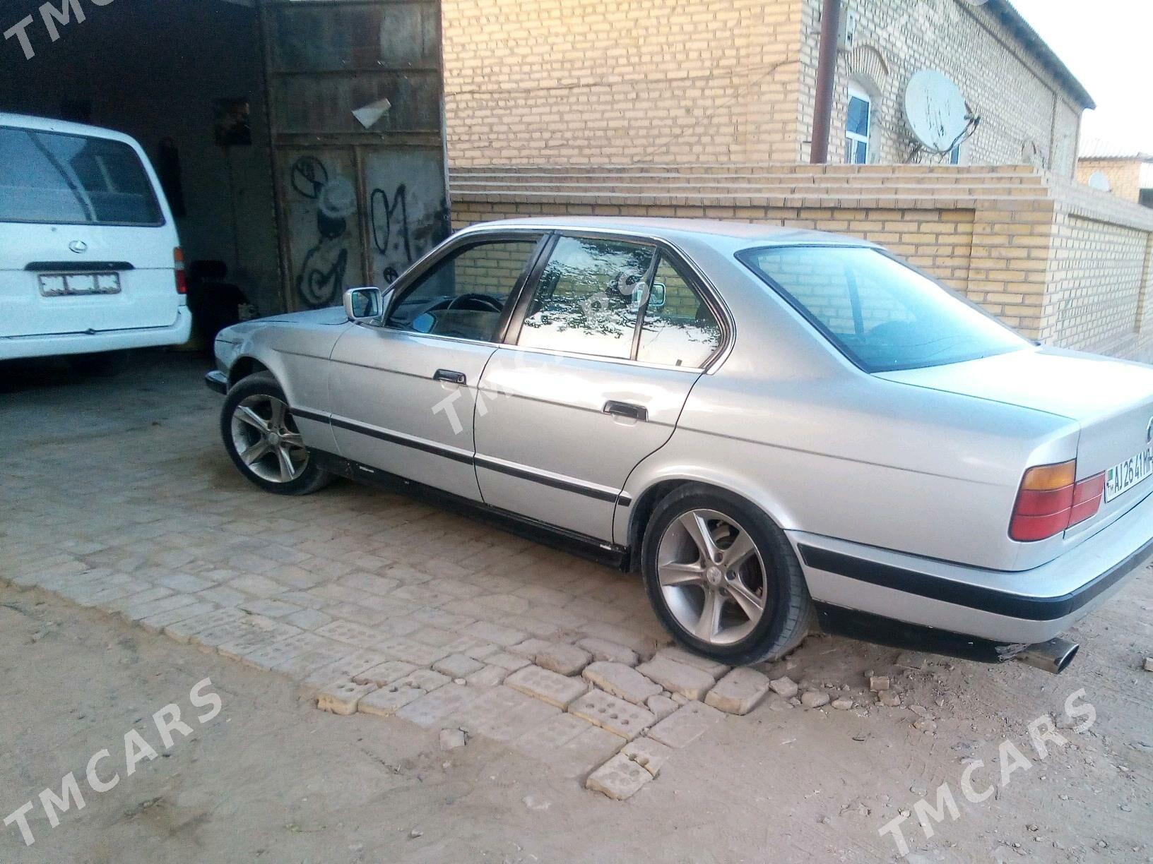 BMW 525 1991 - 55 000 TMT - Mary - img 3
