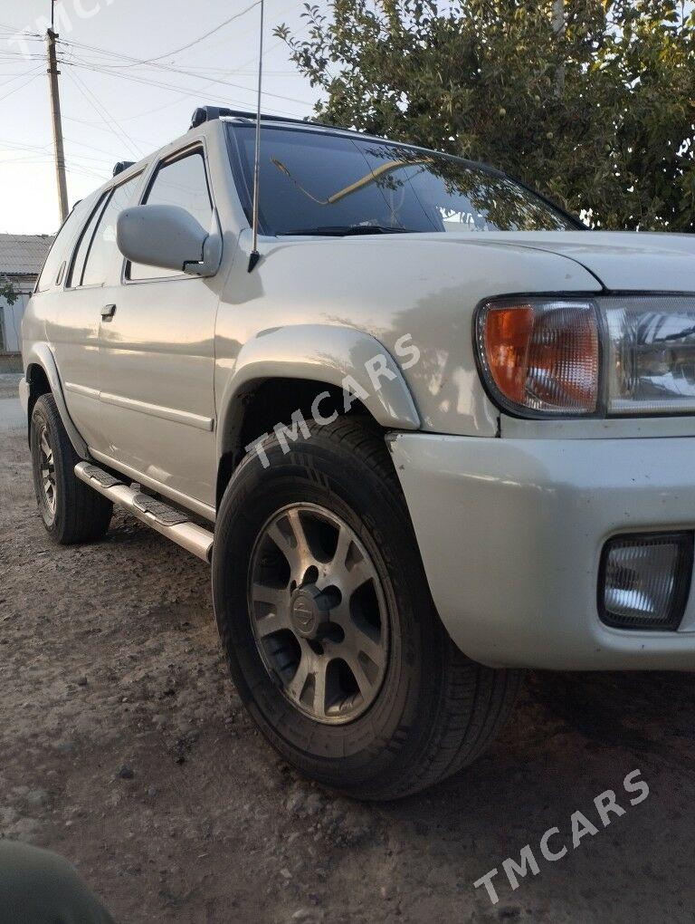 Nissan Pathfinder 2001 - 83 000 TMT - Baýramaly - img 2