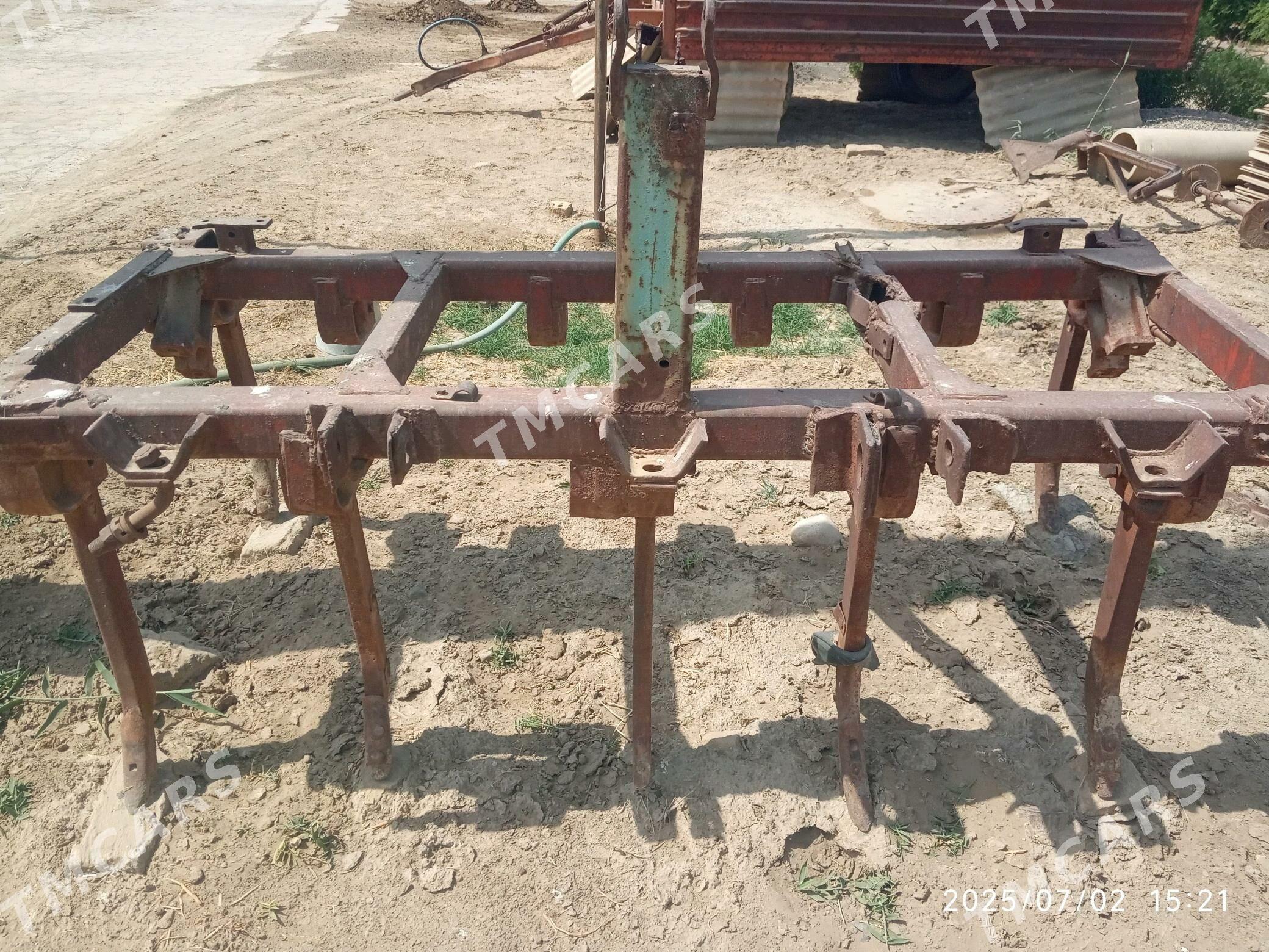 MTZ T-28 1983 - 150 000 TMT - Murgap - img 5