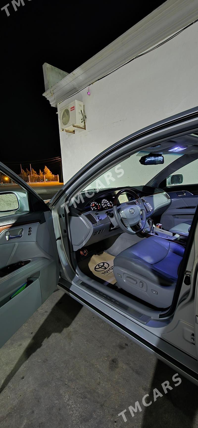 Toyota Avalon 2009 - 240 000 TMT - Балканабат - img 8