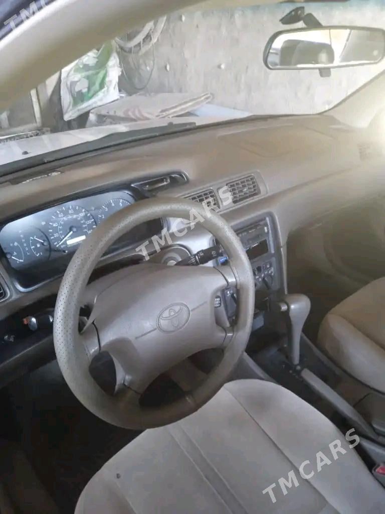 Toyota Camry 2000 - 130 000 TMT - Кёнеургенч - img 3