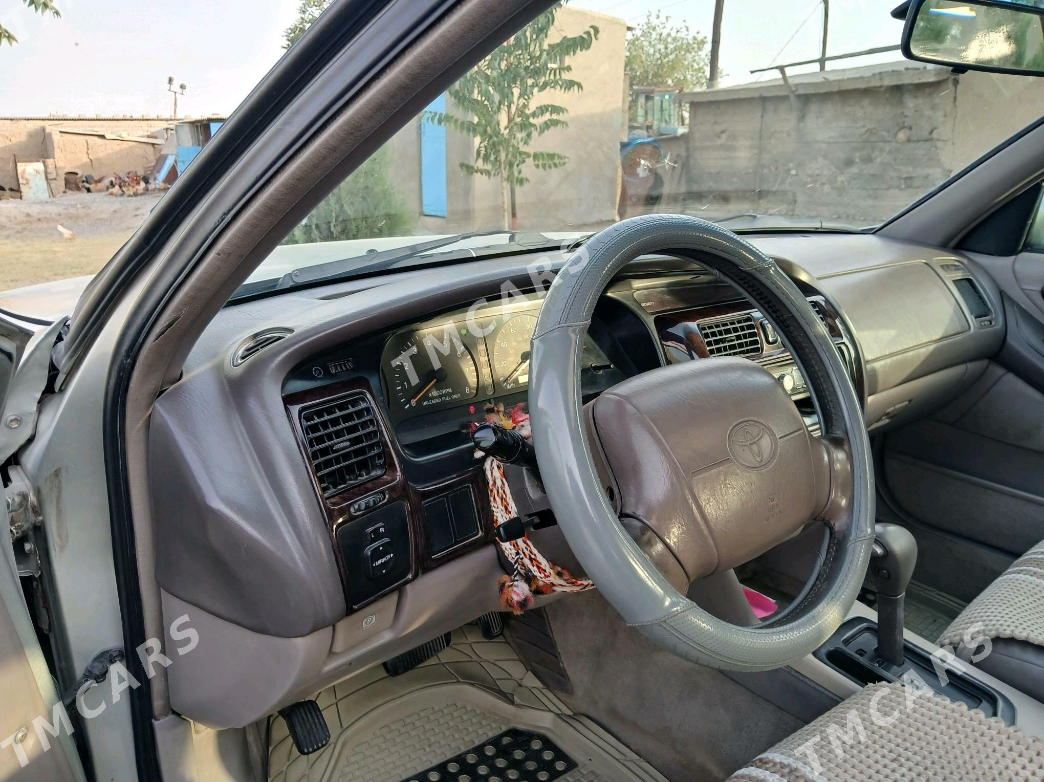 Toyota Avalon 1999 - 120 000 TMT - Kaka - img 2