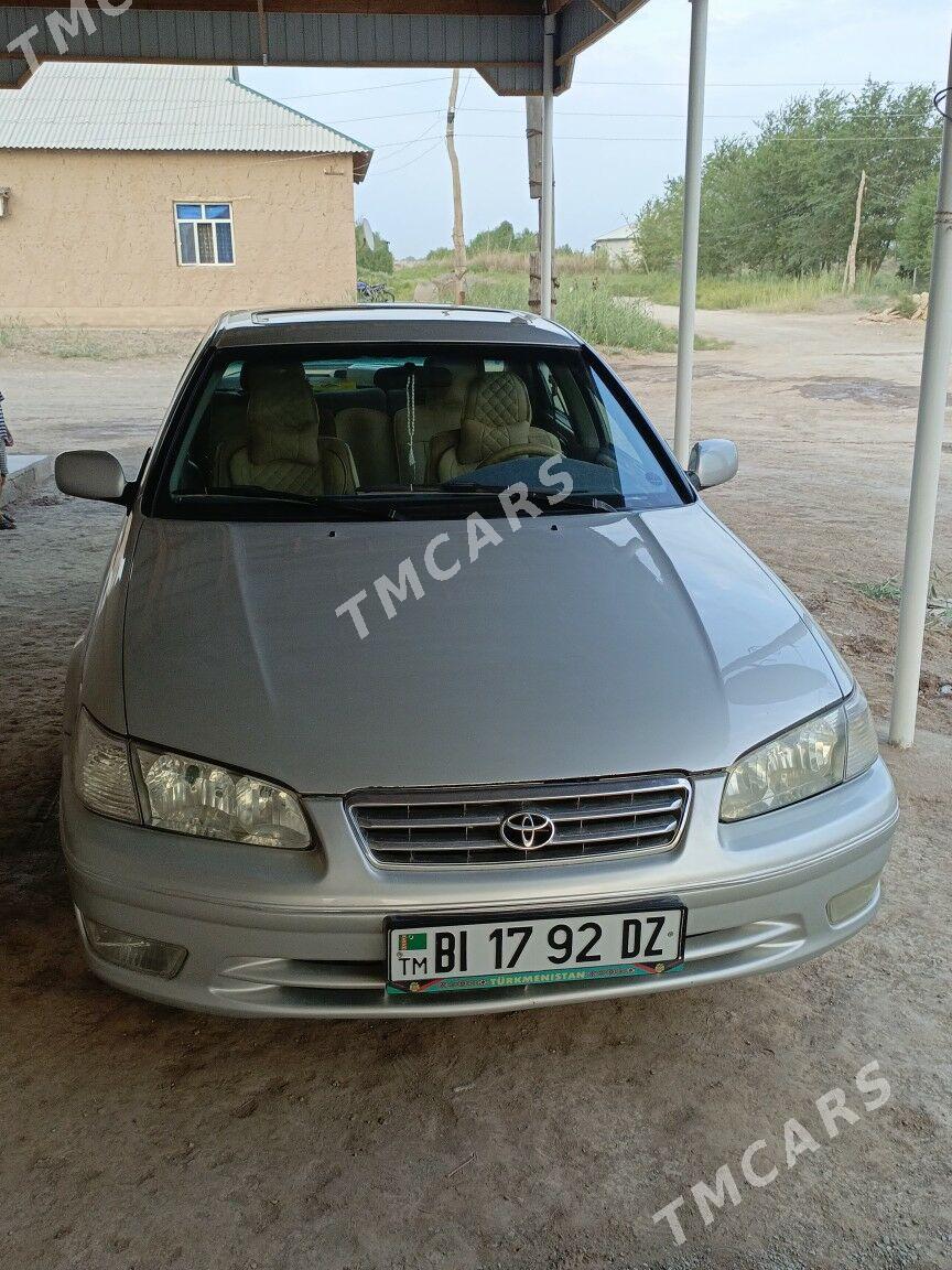 Toyota Camry 2000 - 180 000 TMT - етр. Туркменбаши - img 5
