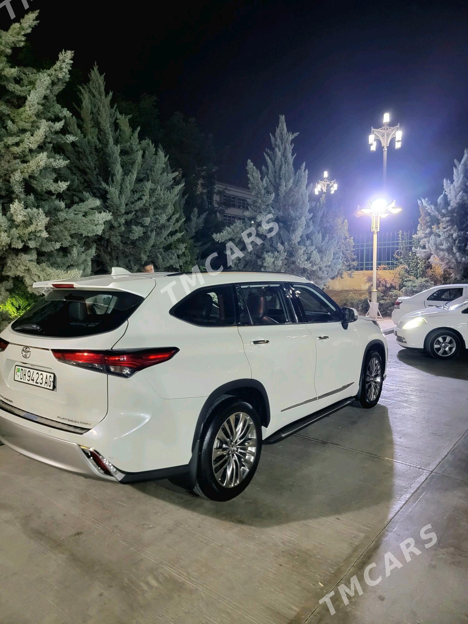 Toyota Highlander 2020 - 800 000 TMT - Ашхабад - img 4