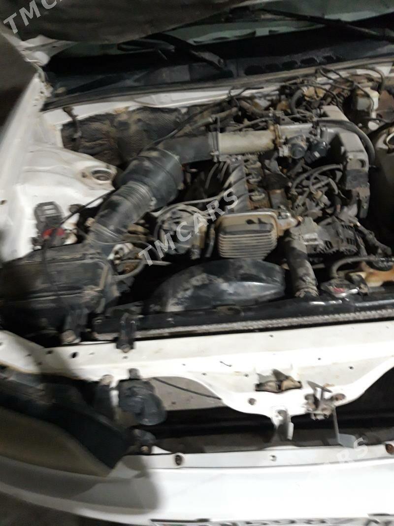 Toyota Mark II 1995 - 60 000 TMT - Байрамали - img 3