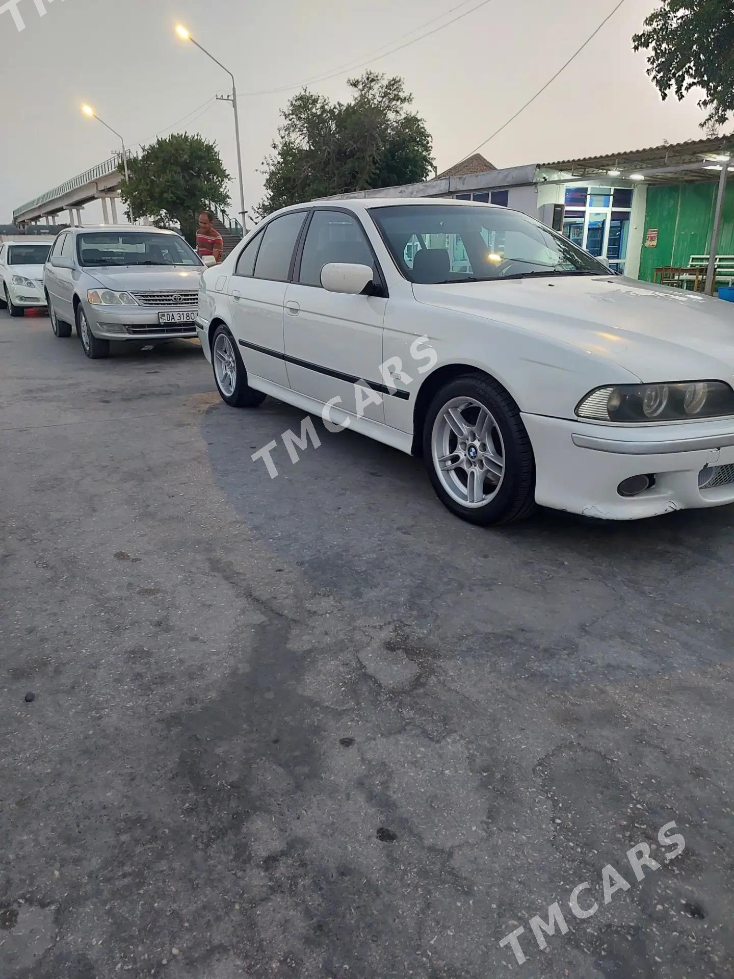 BMW E39 2003 - 150 000 TMT - Balkanabat - img 2