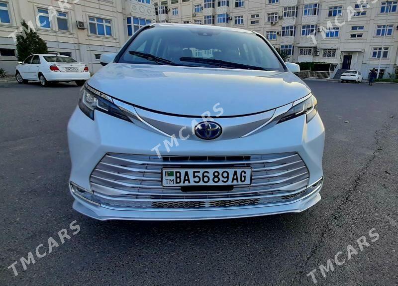 Toyota Sienna 2022 - 670 000 TMT - Туркменабат - img 2