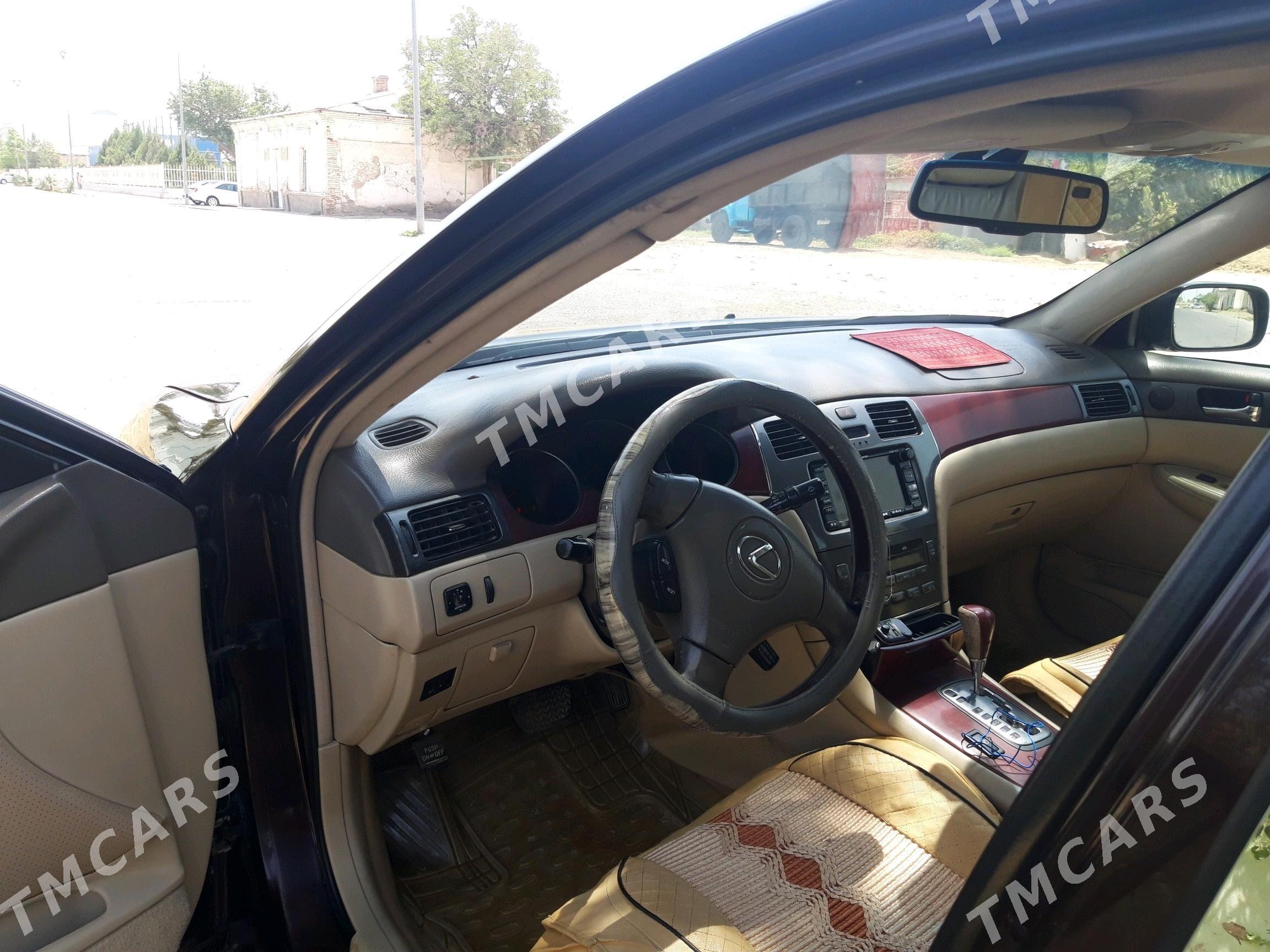 Lexus ES 300 2002 - 150 000 TMT - Мары - img 4