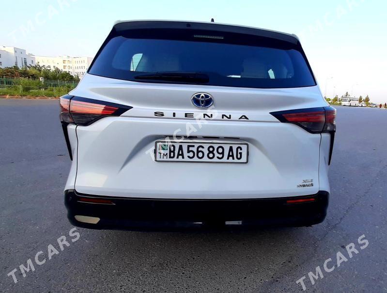 Toyota Sienna 2022 - 670 000 TMT - Туркменабат - img 4