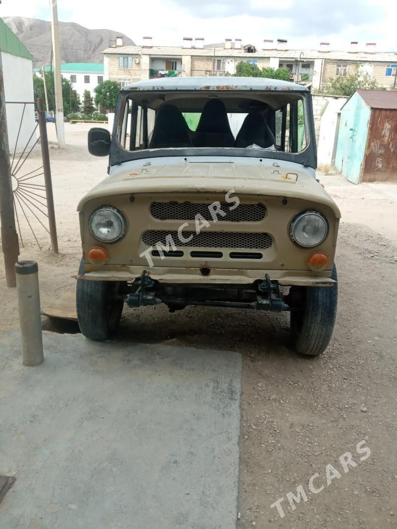 UAZ 469 2003 - 13 600 TMT - Balkanabat - img 2