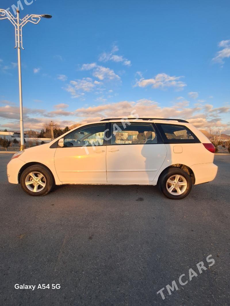 Toyota Sienna 2008 - 180 000 TMT - Balkanabat - img 4