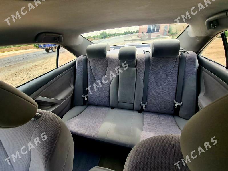 Toyota Camry 2011 - 170 000 TMT - Халач - img 6