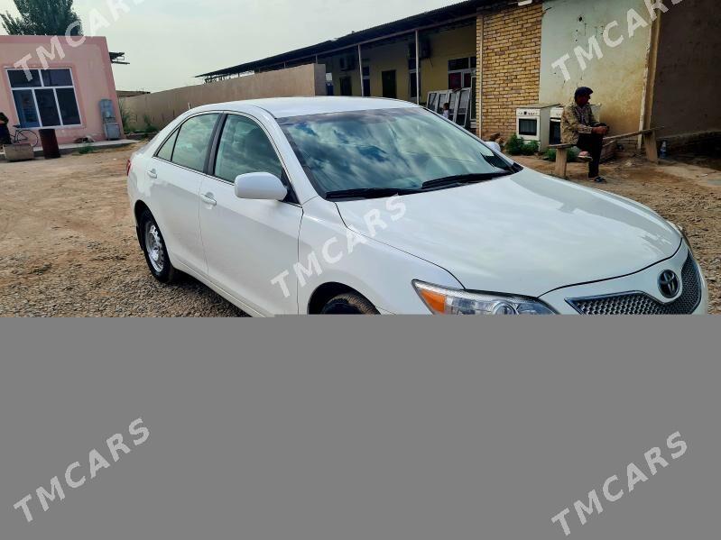 Toyota Camry 2011 - 170 000 TMT - Халач - img 9
