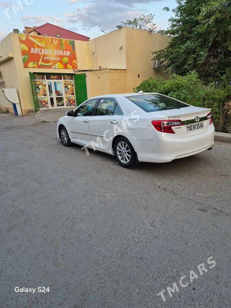 Toyota Camry 2014 - 230 000 TMT - Гарадамак - img 7