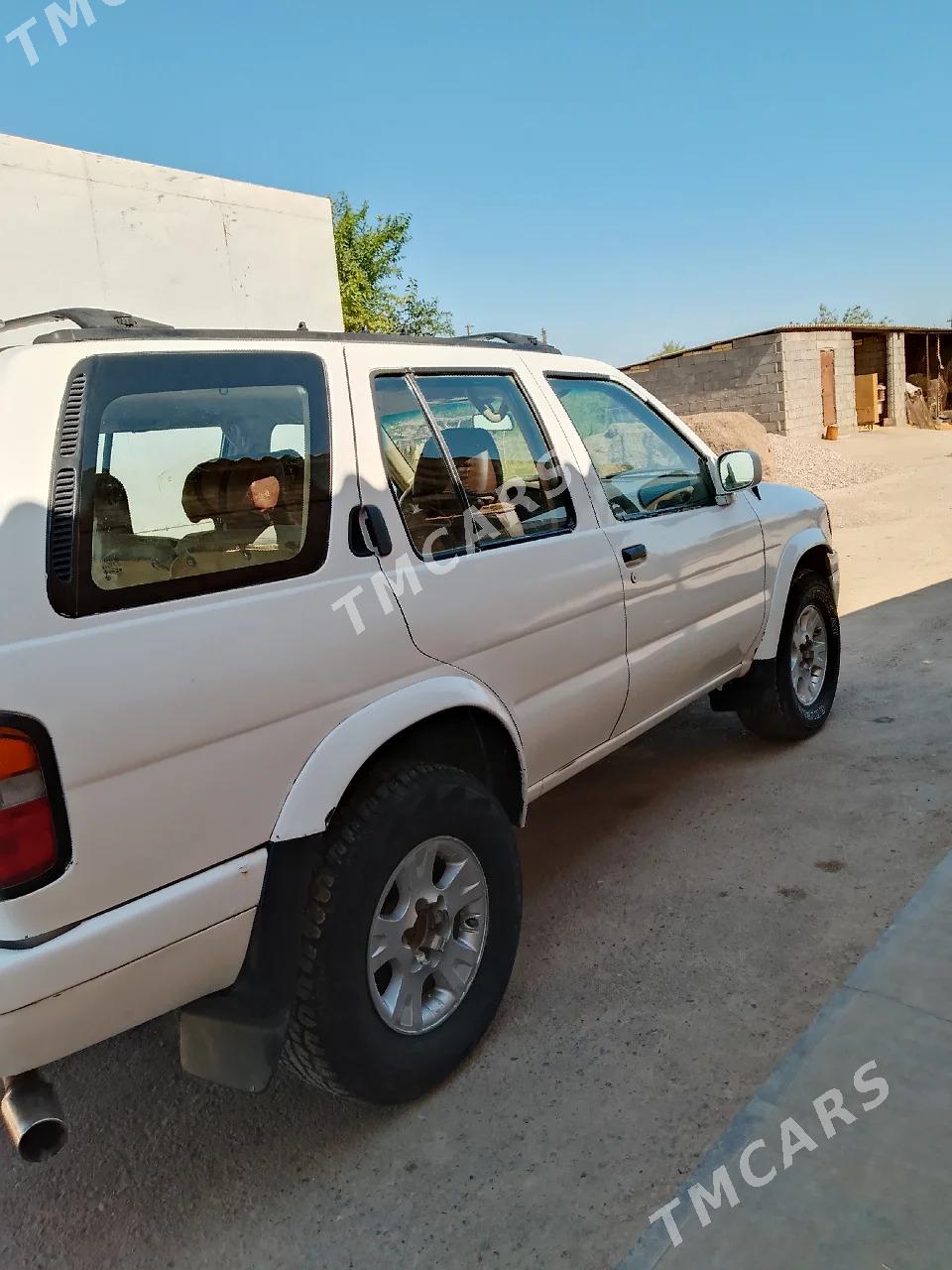 Nissan Pathfinder 1995 - 65 000 TMT - Tejen - img 5