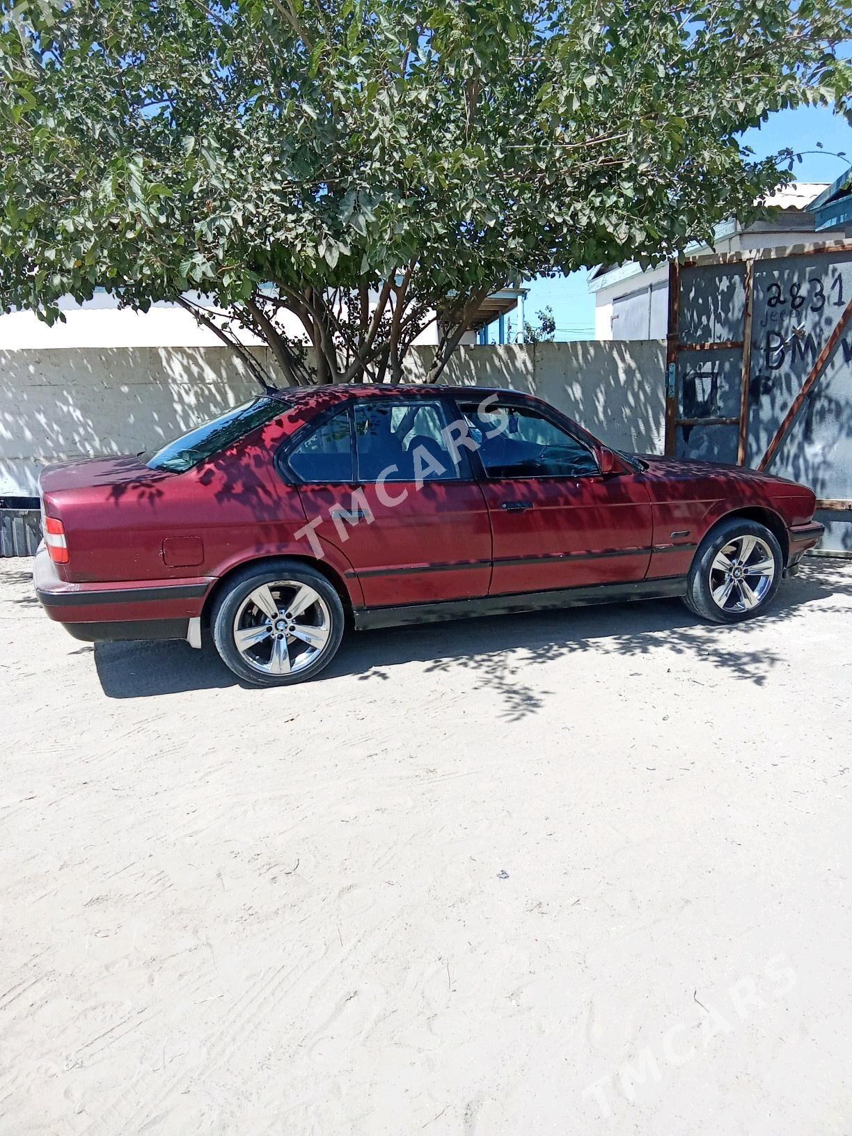 BMW 525 1990 - 30 000 TMT - Эсенгулы - img 3