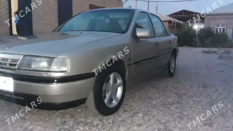 Opel Vectra 1990 - 32 000 TMT - Mary - img 2