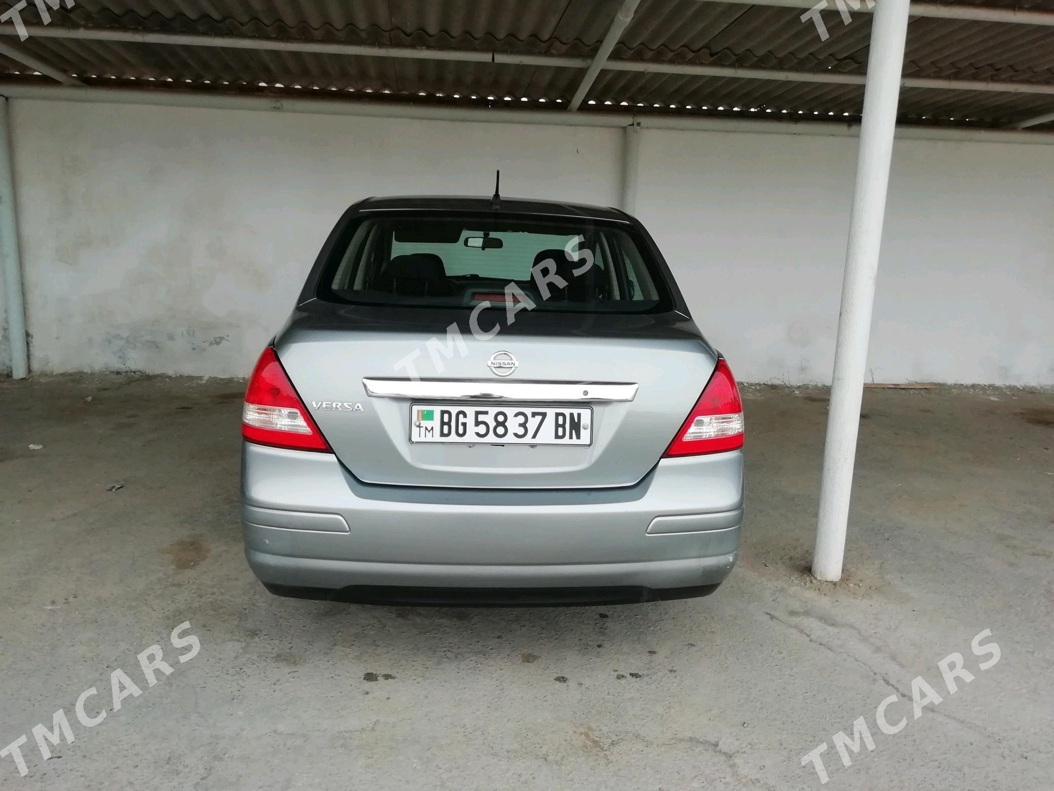 Nissan Versa 2010 - 115 000 TMT - Balkanabat - img 4