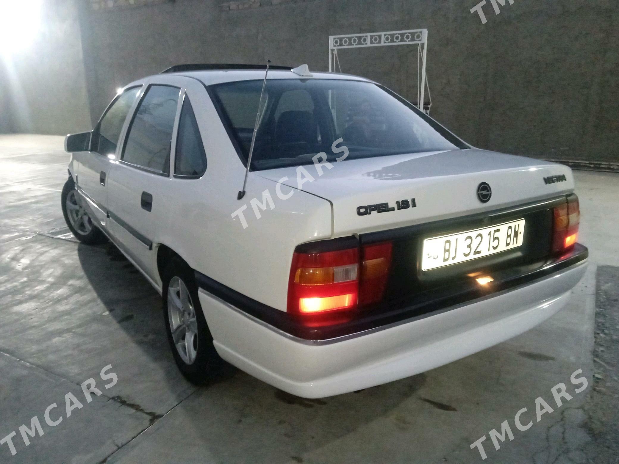 Opel Vectra 1994 - 46 000 TMT - Gyzylarbat - img 2