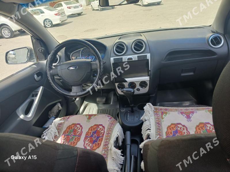 Ford Figo 2011 - 68 000 TMT - Мир 7 - img 4