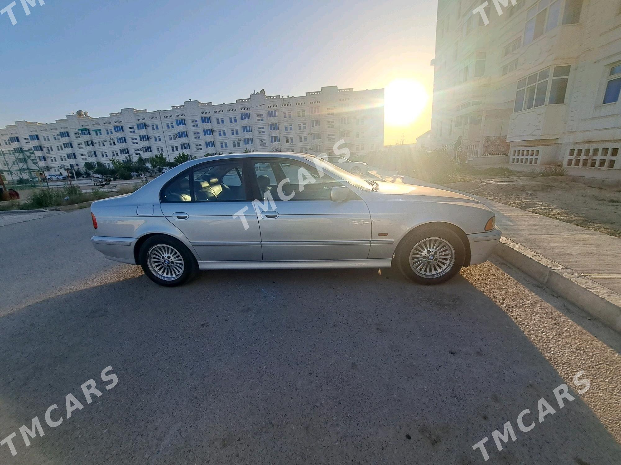 BMW 525 2002 - 130 000 TMT - Aşgabat - img 3