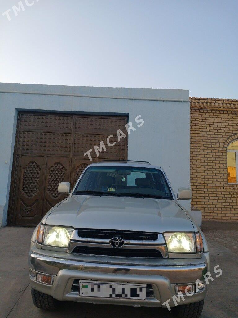 Toyota 4Runner 2000 - 160 000 TMT - Gubadag - img 3