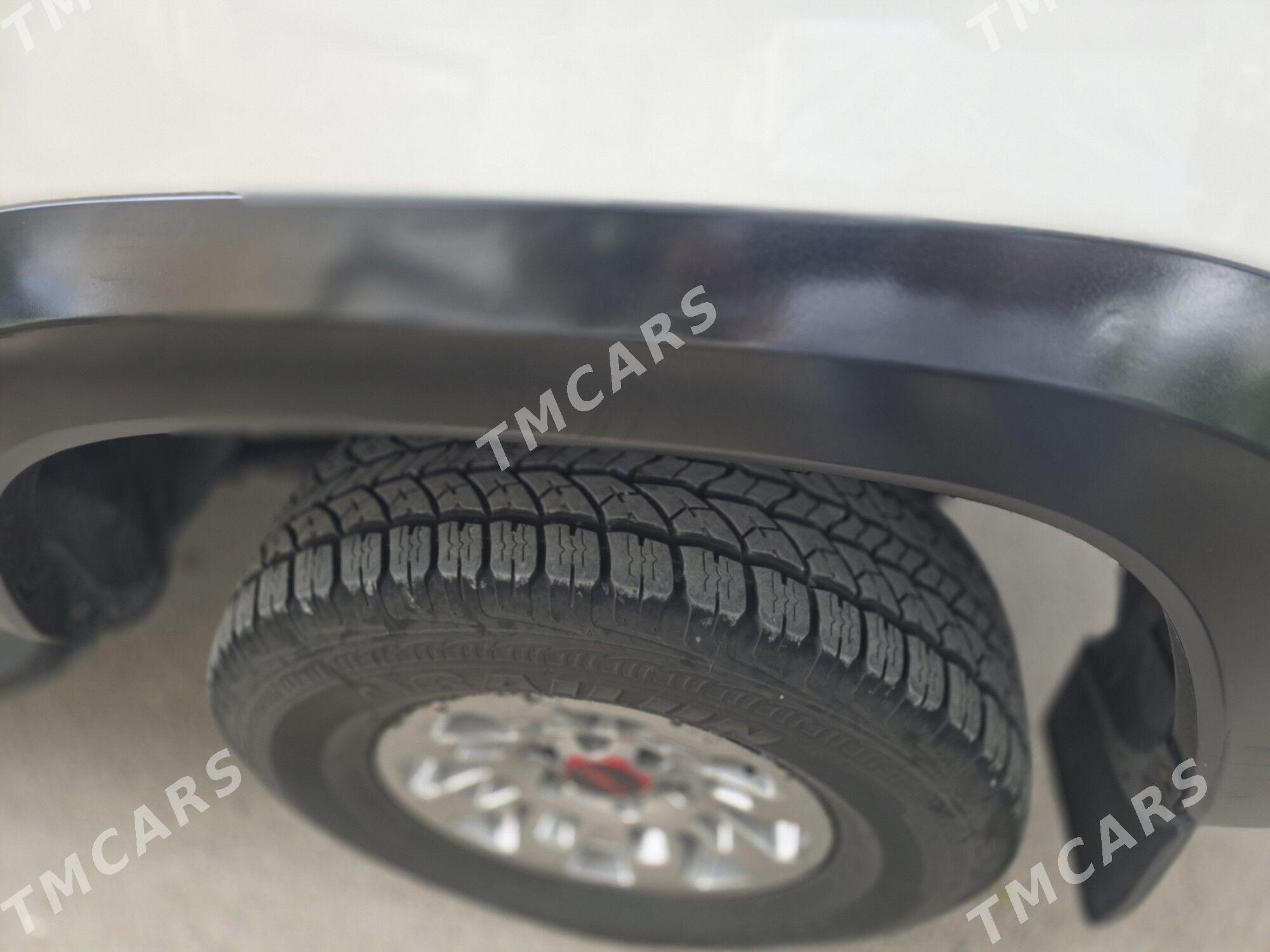 Toyota Tacoma 2018 - 365 000 TMT - Aşgabat - img 7