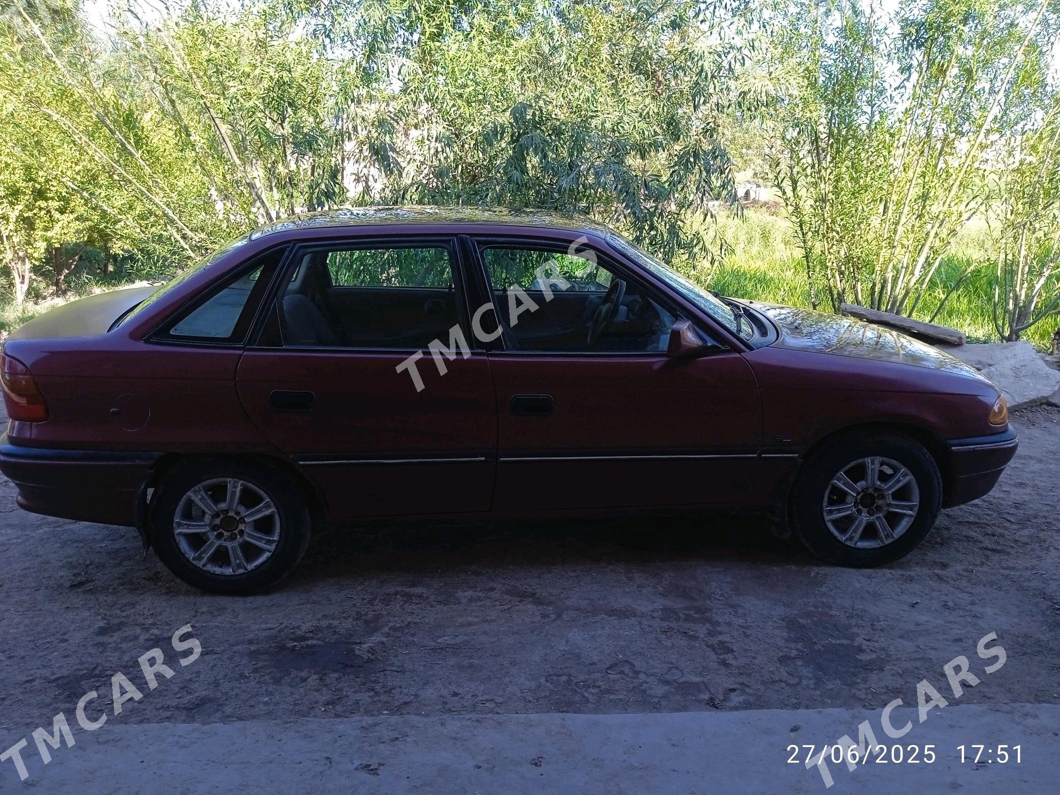 Opel Astra 1994 - 24 000 TMT - Türkmenbaşy etr. - img 3