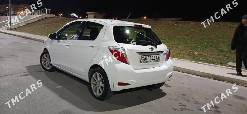 Toyota Yaris 2013 - 125 000 TMT - Kaka - img 9