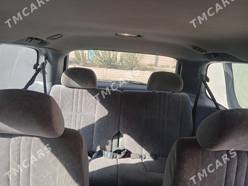 Toyota Sienna 2000 - 160 000 TMT - етр. Туркменбаши - img 7