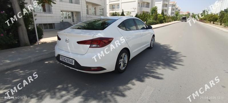 Hyundai Elantra 2020 - 220 000 TMT - Kim raýon - img 10