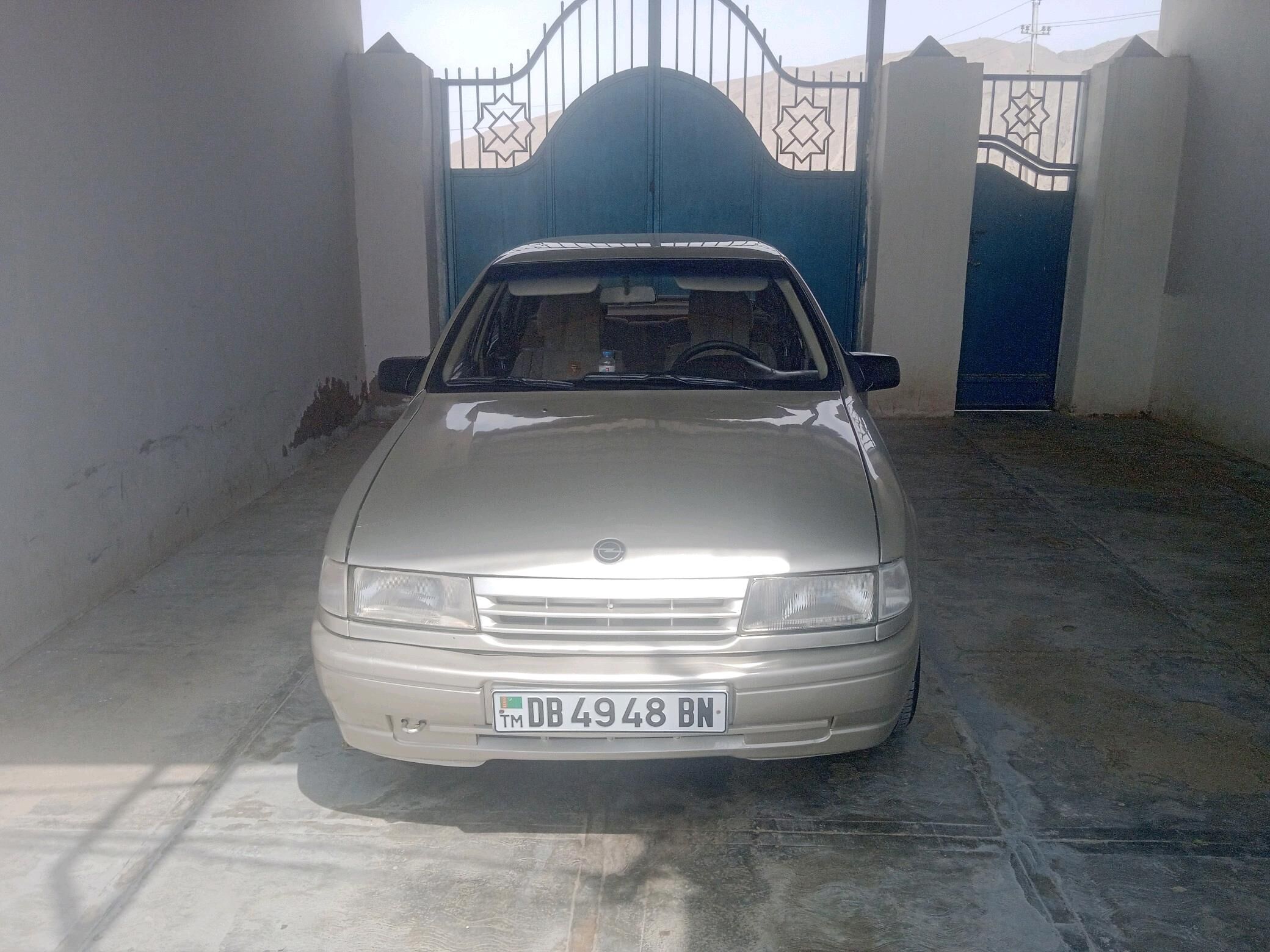 Opel Vectra 1990 - 36 000 TMT - Balkanabat - img 10