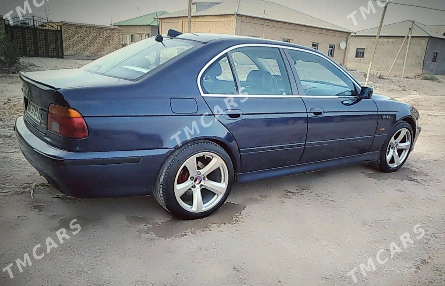 BMW E39 2002 - 120 000 TMT - Daşoguz - img 5