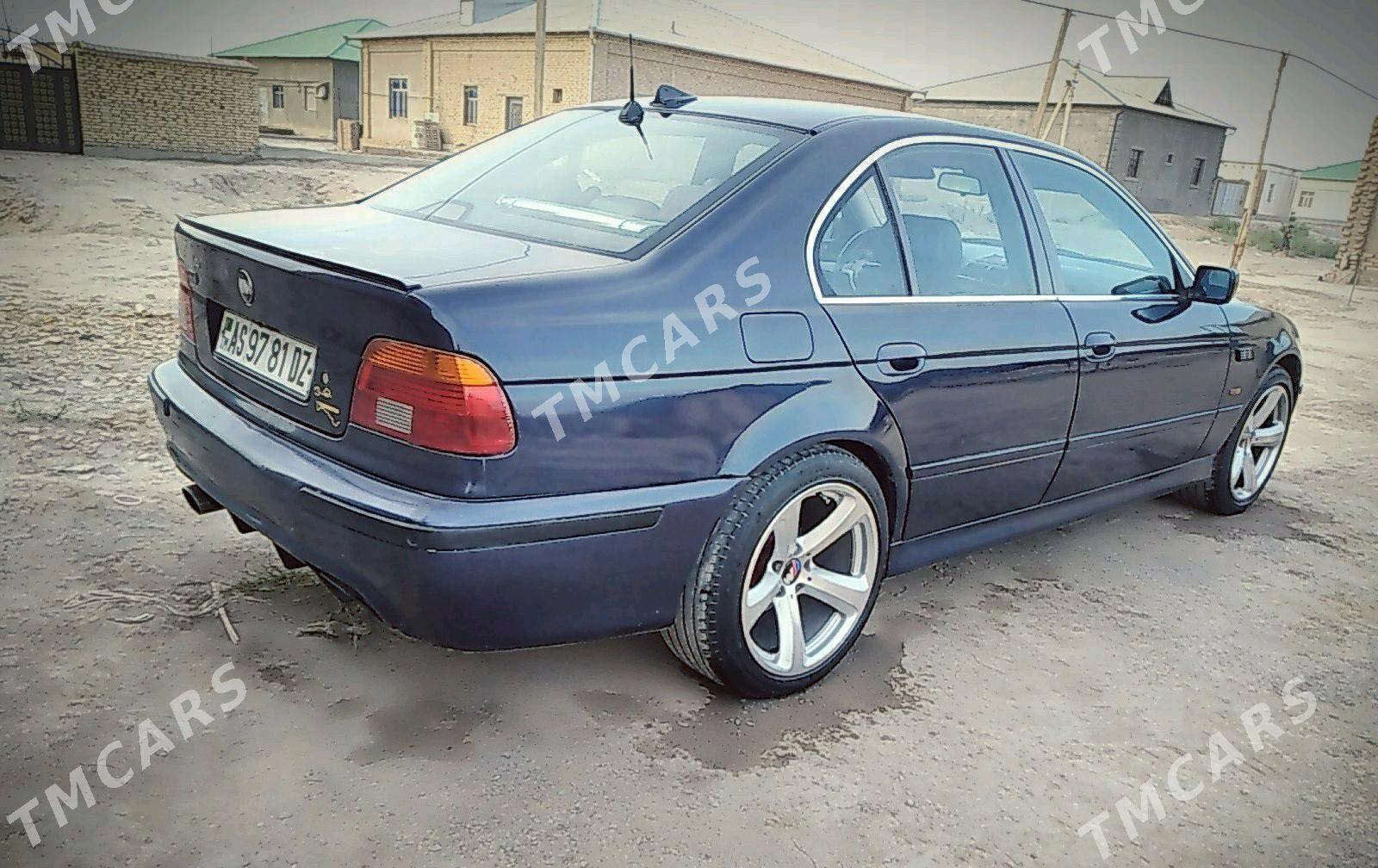 BMW E39 2002 - 120 000 TMT - Daşoguz - img 6
