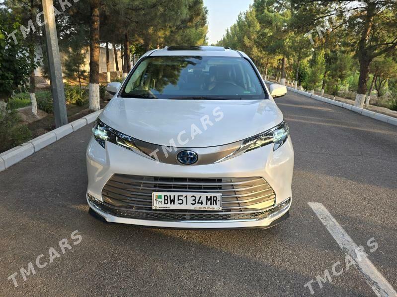 Toyota Sienna 2024 - 650 000 TMT - Мары - img 8