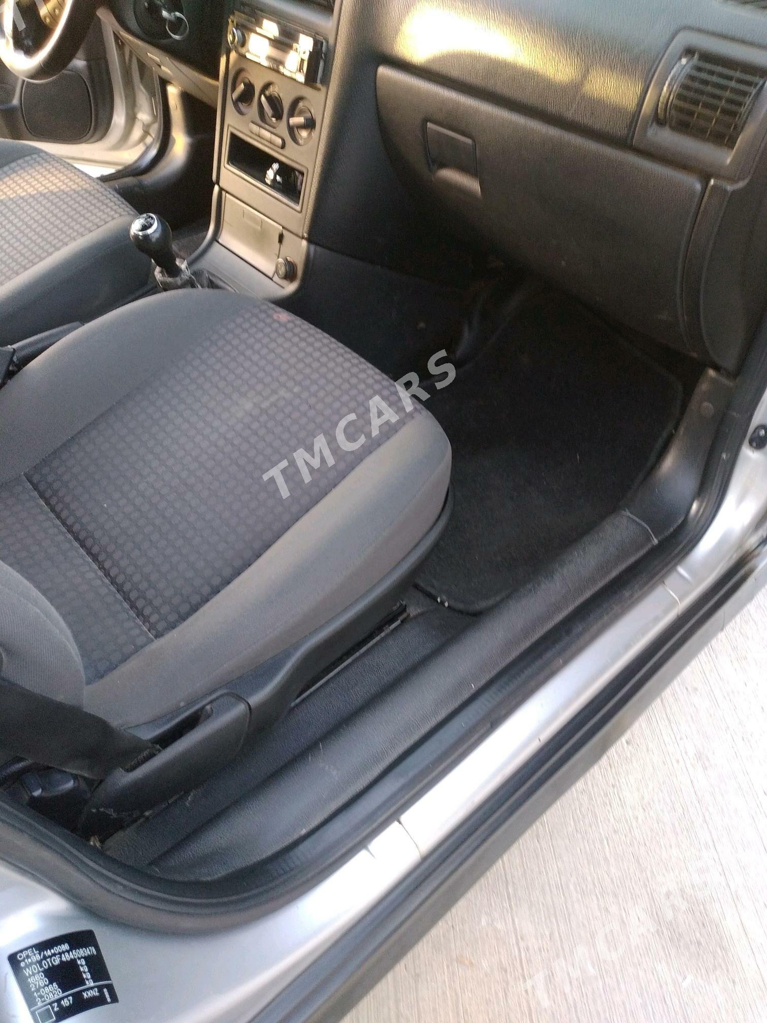 Opel Astra 2003 - 95 000 TMT - Дашогуз - img 9