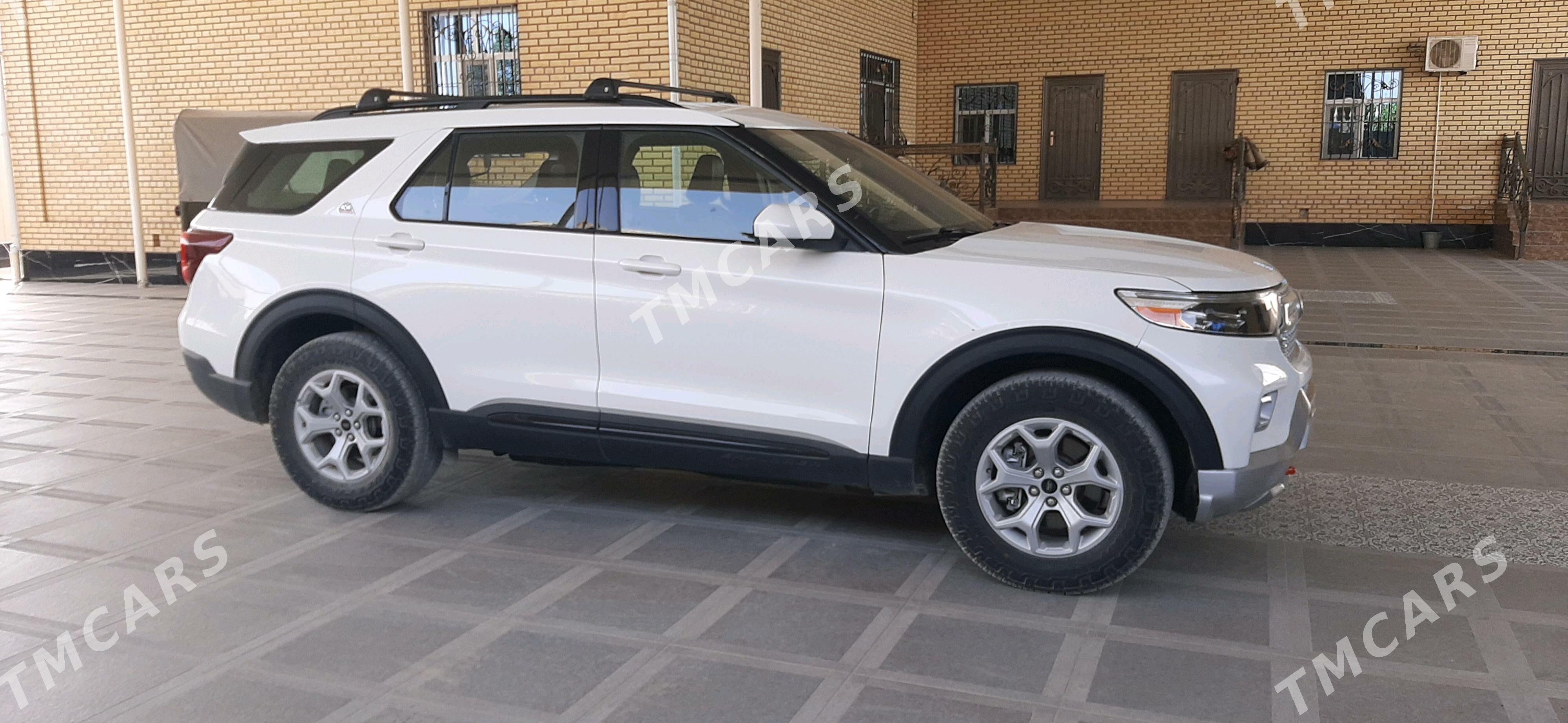 Ford Explorer 2022 - 430 000 TMT - Мары - img 5