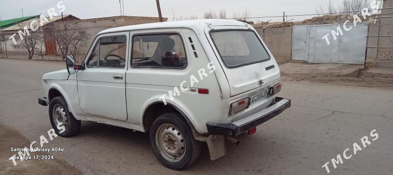 Lada Niva 1981 - 13 000 TMT - Губадаг - img 3