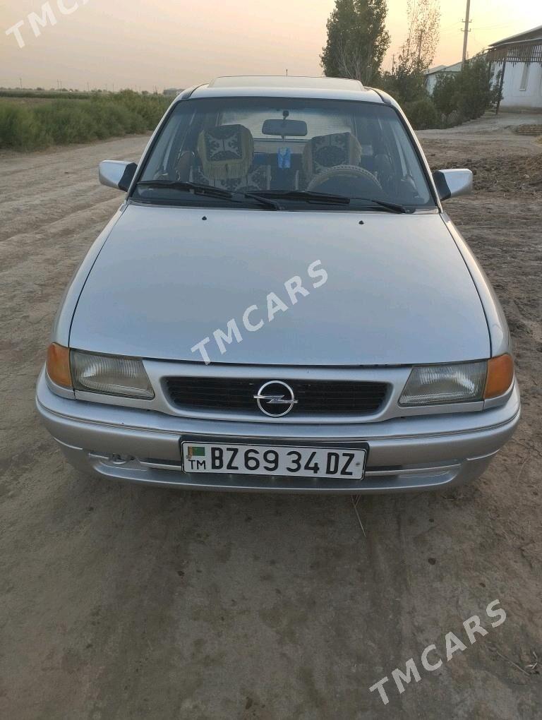 Opel Astra 1993 - 38 000 TMT - Şabat etr. - img 3