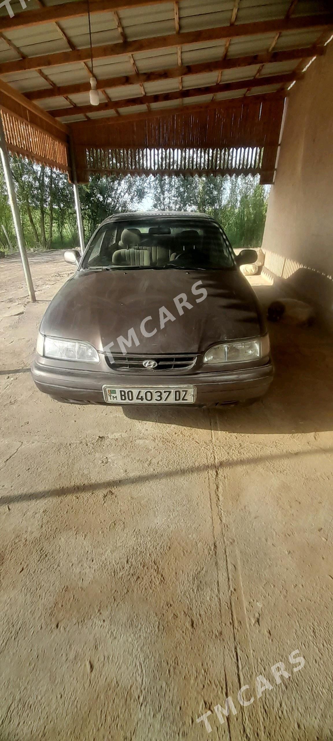 Hyundai Sonata 1995 - 12 000 TMT - Акдепе - img 3