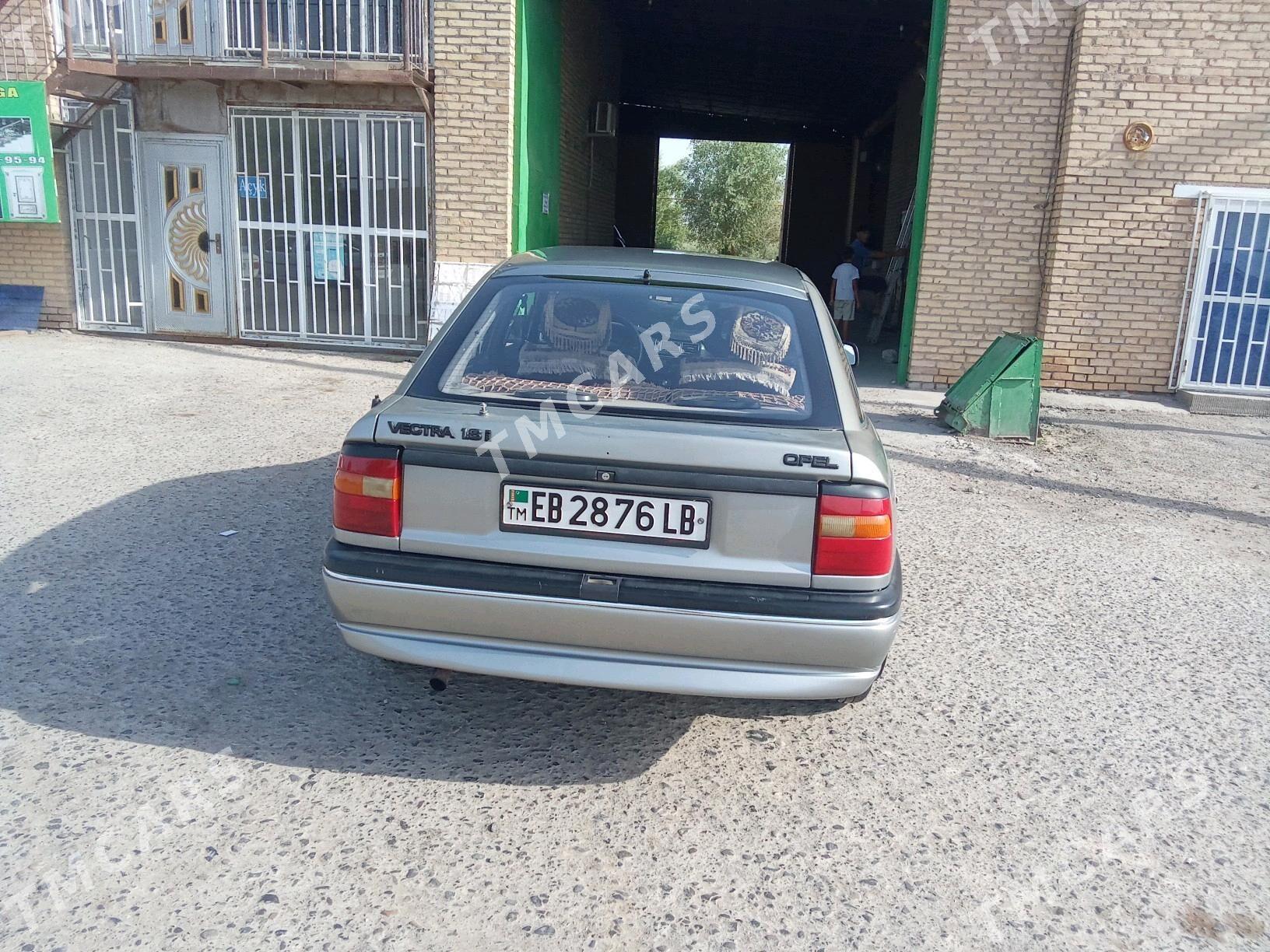 Opel Vectra 1993 - 28 000 TMT - Чарджоу - img 3