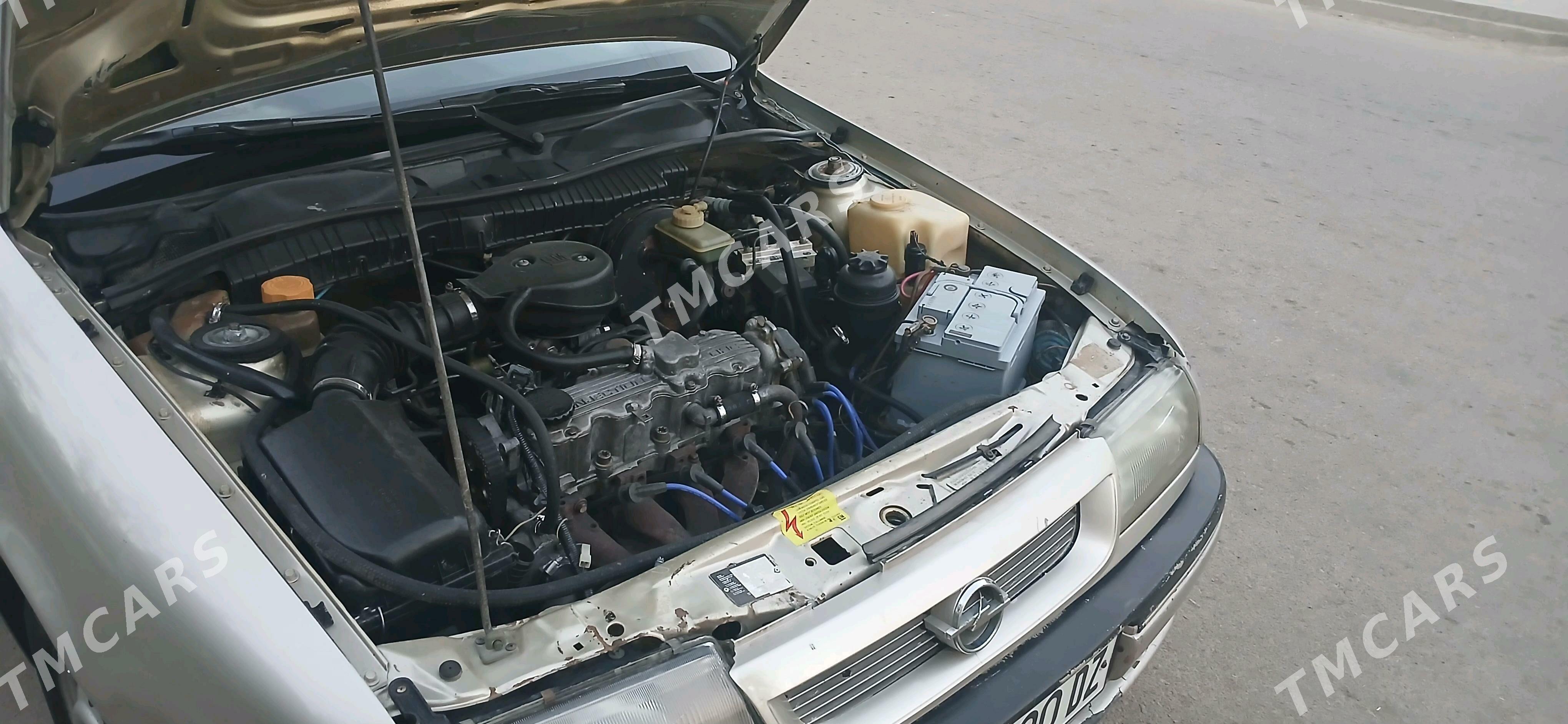 Opel Vectra 1993 - 39 000 TMT - Болдумсаз - img 2
